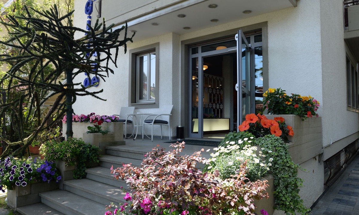 Cinquale Hotel | Hotel Giulio Cesare