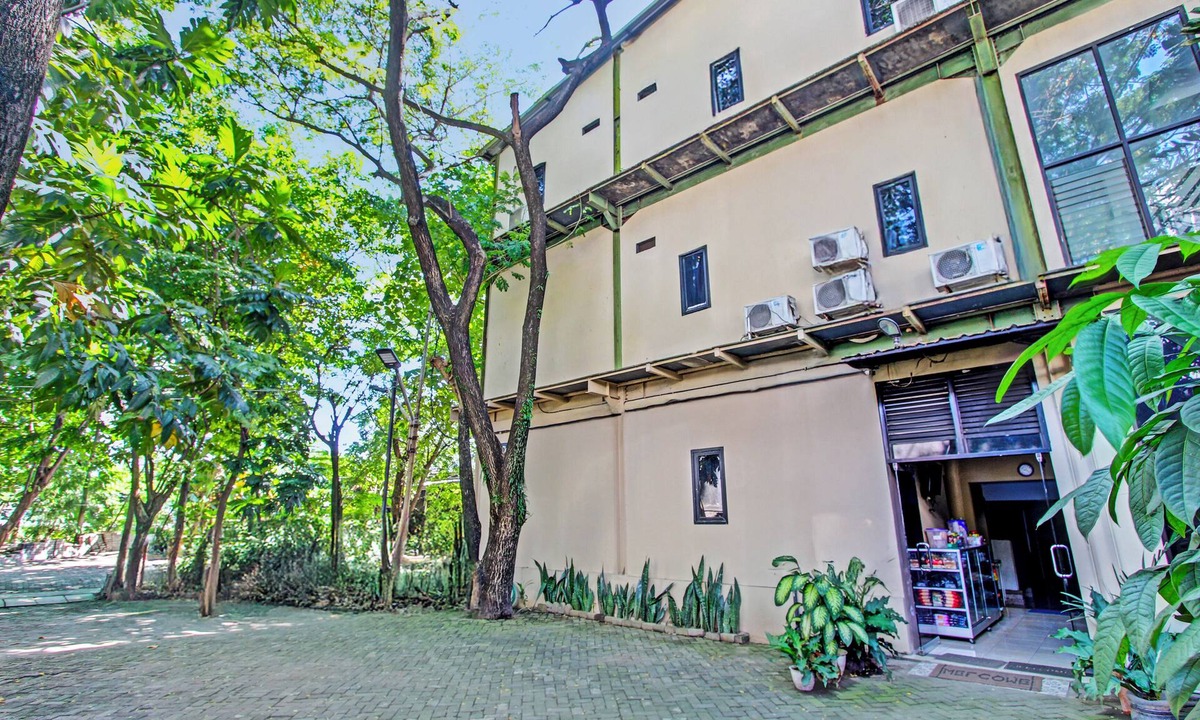 West Semarang Hotel | Hotel O Airport Guesthouse