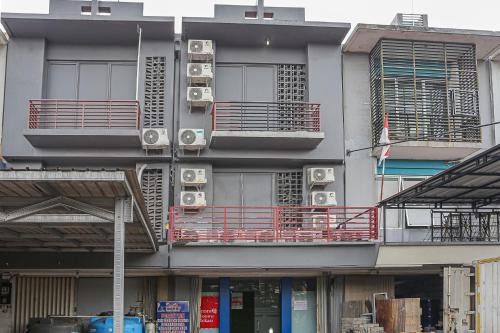 Bekasi Timur Hotel | Hotel O Iconiq Rooms