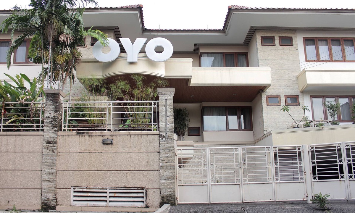 Lebak Bulus Hotel | Hotel O Puri Lotus