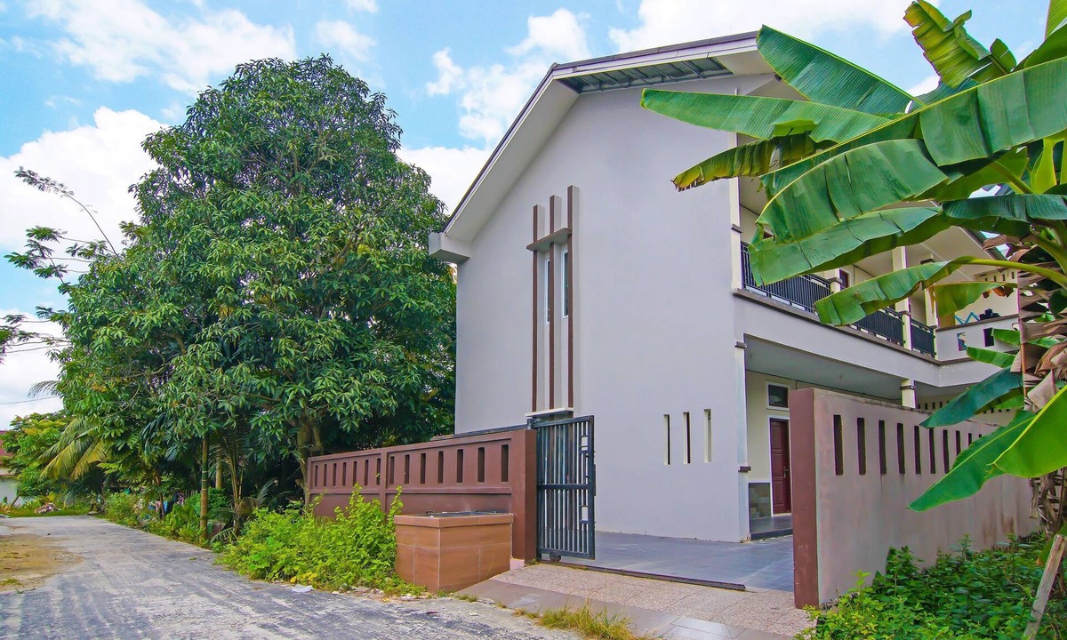 Pekanbaru Hotel | Hotel O Putri Guest House Syariah Near SPBU Rimbo Panjang