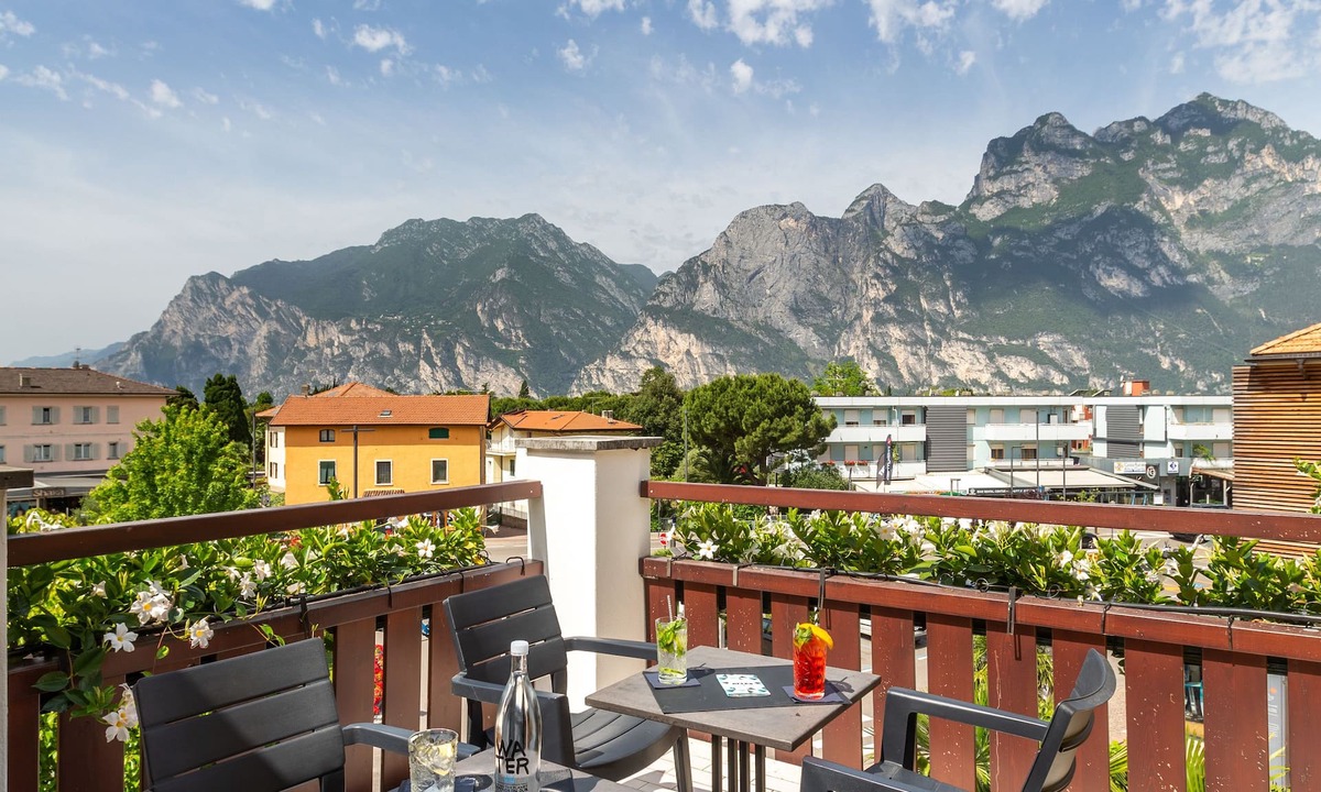 Torbole sul Garda Hotel | Hotel Santoni Freelosophy