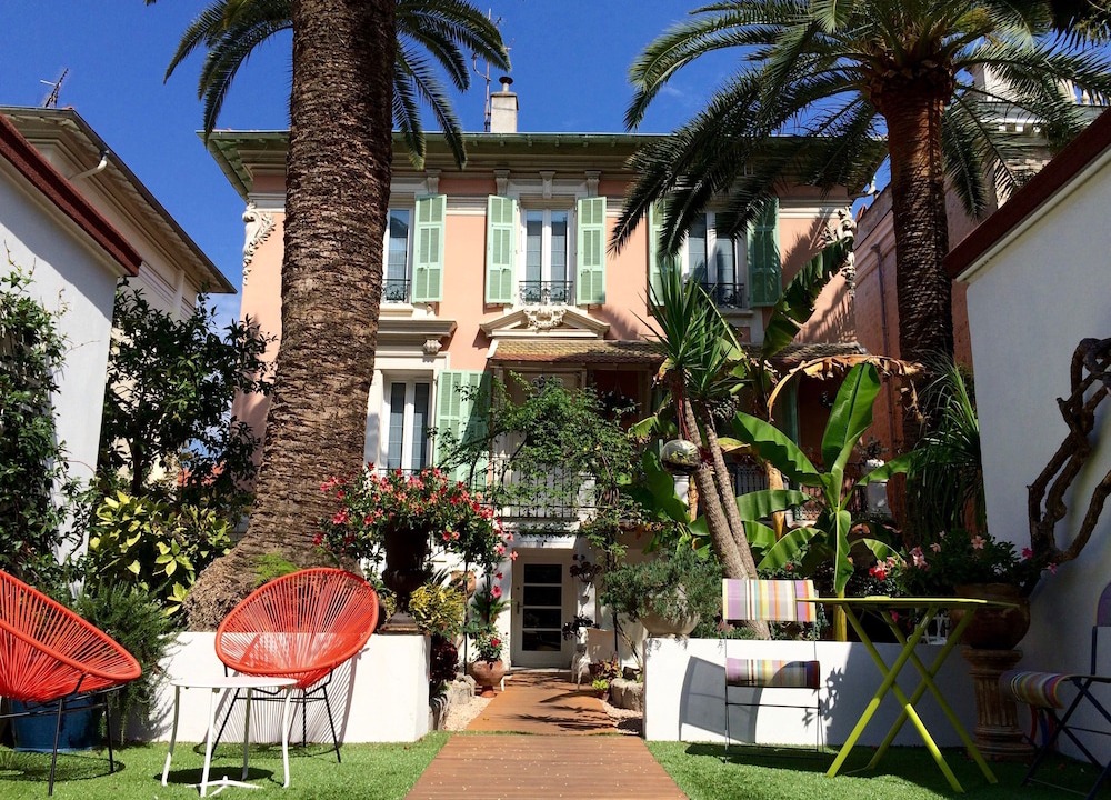 Mantega Hotel | Hotel Villa Rose