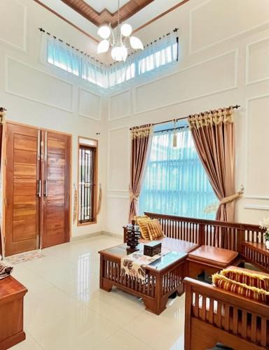 Muara Tembesi Hotel | HOTELL Bumi