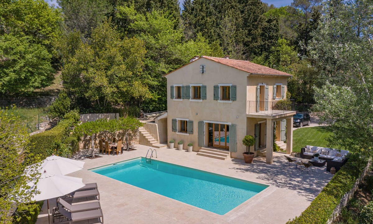 Grasse Villa | Idyllic 5-bedroom property on the French Riviera.