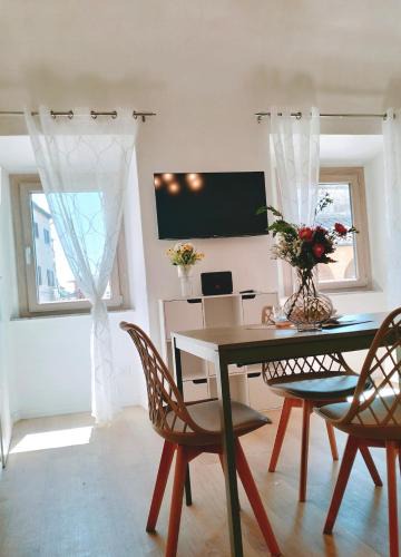 Volterra Apartment | Il Pettirosso - La vacanza a Volterra, in Toscana
