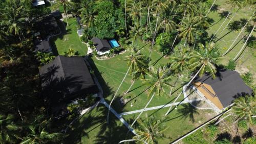 Sinabang Resort | Island Time Surf Resort