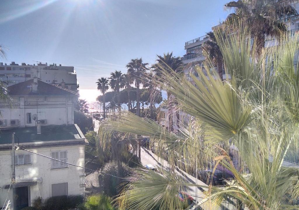 Juan-les-Pins Apartment | JLP 322