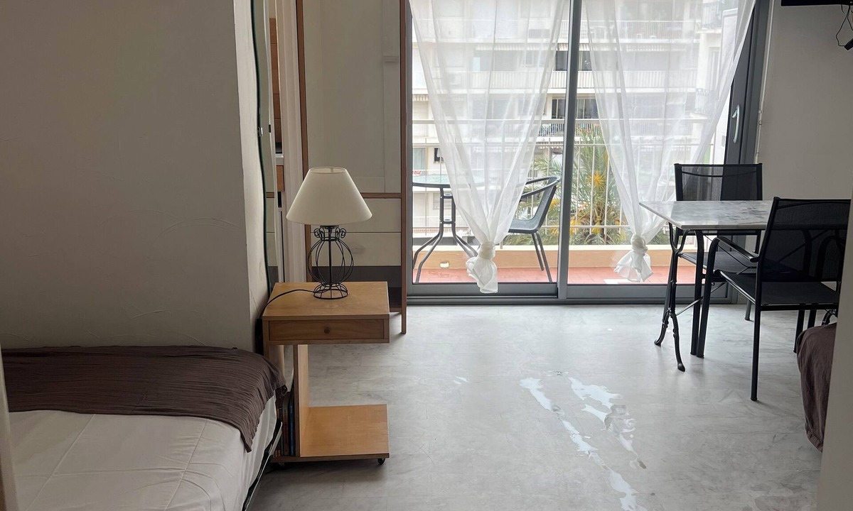Juan-les-Pins Apartment | Juan les Pins center - air-conditioned studio near beaches and shops