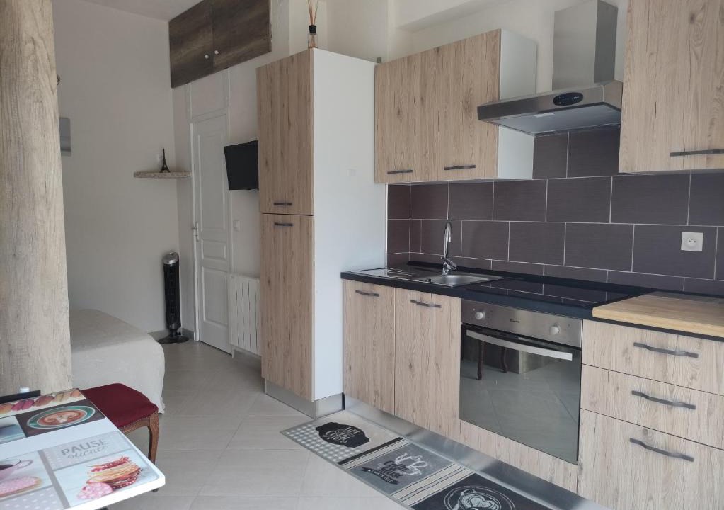 Falicon Apartment | L'Ambre d'Or