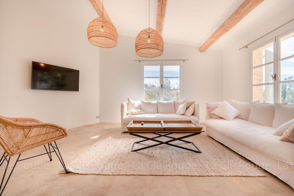 Saint-Paul-de-Vence Villa | La Beluga
