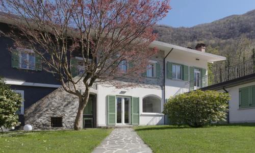 Colico Piano Apartment | La casa del lupo