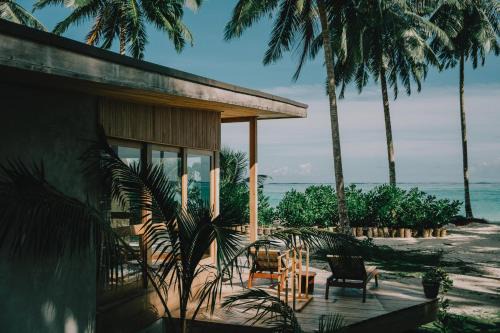 Katiet Villa | La Isla Mentawai - Private Boutique Villas & Surf Sanctuary