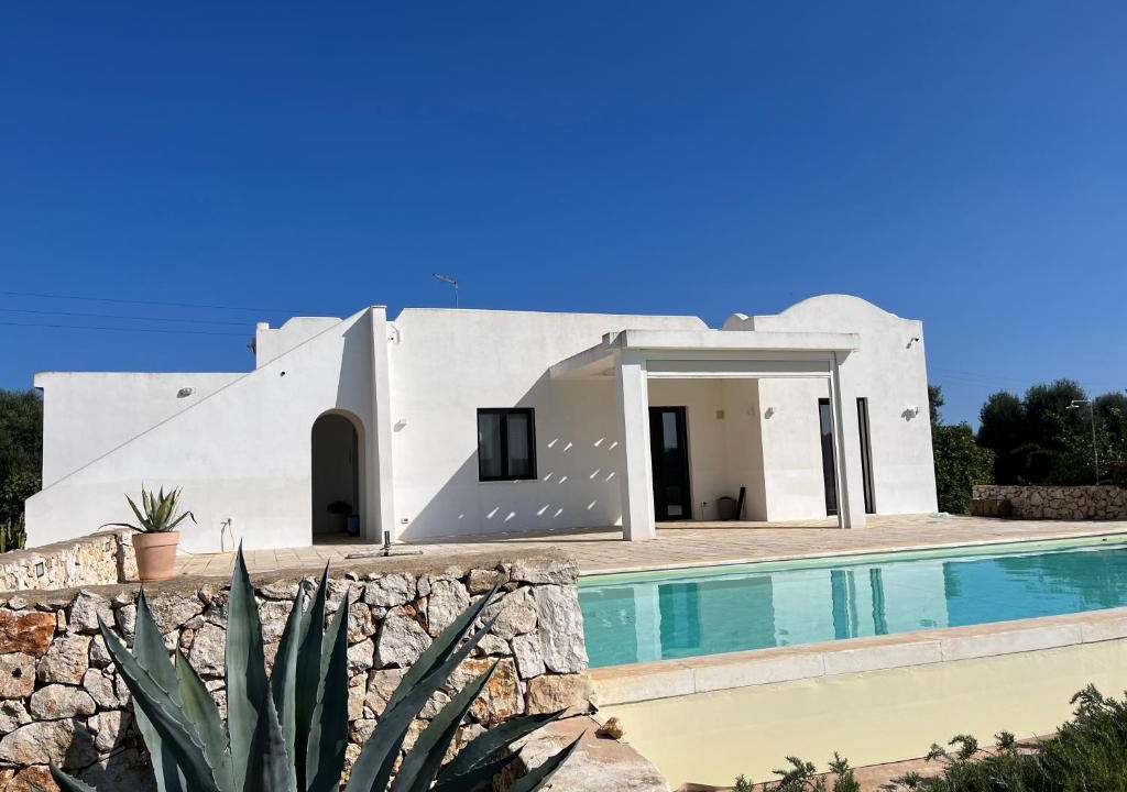 Carovigno Villa | La Villa 3 L