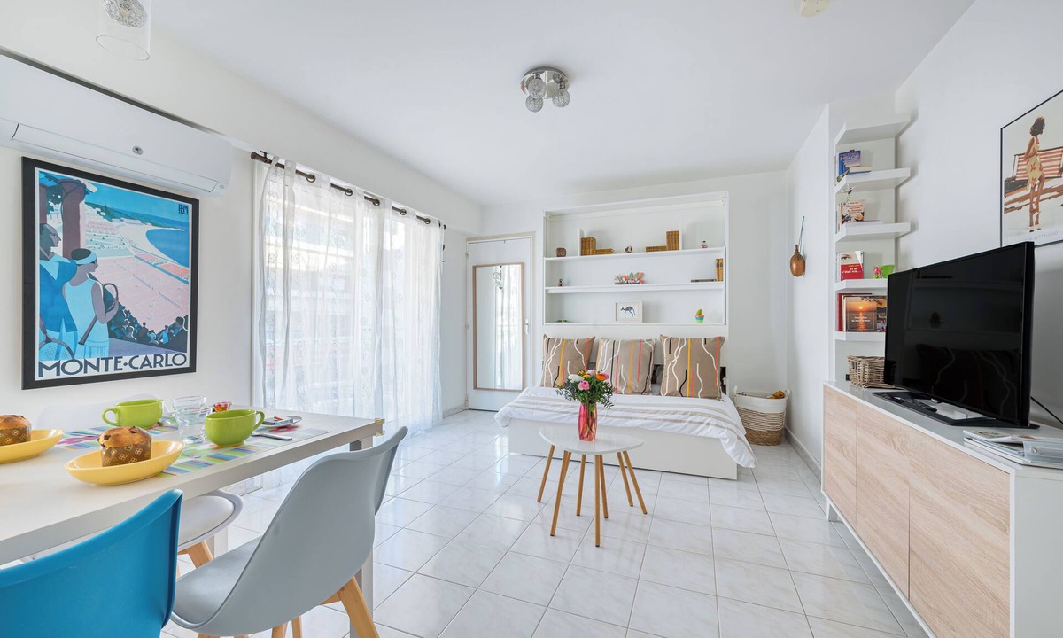Beaulieu-sur-Mer Apartment | Le 40 - Coquet studio in town center - Close to the sea