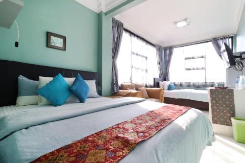 Parongpong House | Lembur Incu Syariah Villa & Resto