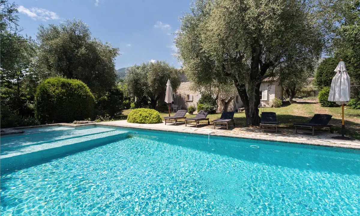 Tourrettes-sur-Loup Villa | Les Oliviers - Great villa with outdoor pool for family holidays