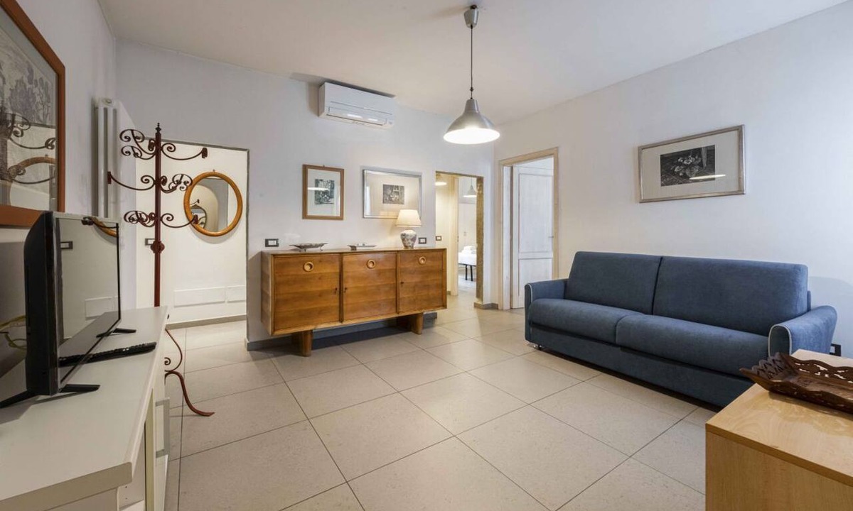 Santissima Annunziata Apartment | Libertà 3 bedrooms by MMega