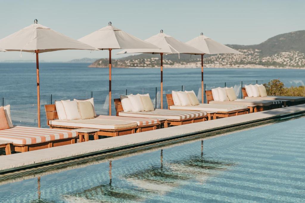 La Croix-Valmer Hotel | Lily of the Valley