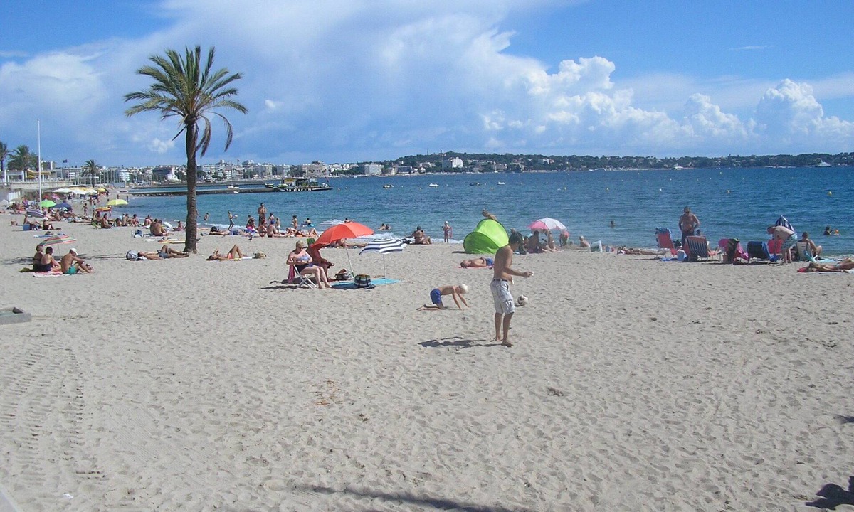 Golfe Juan Apartment | location studio Golfe-juan /vallauris