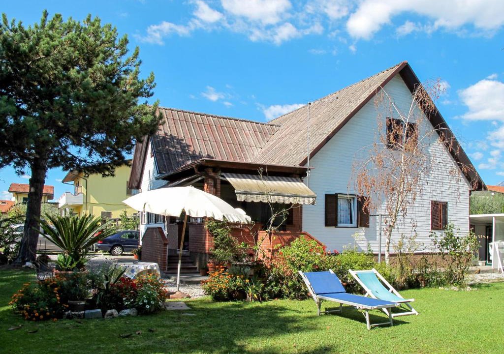 Marina di Massa House | Locazione Turistica Gina