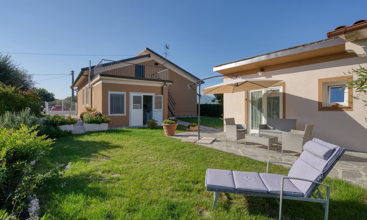 Altopascio House | Look forward to a wonderful vacation in this appealing vacation home.