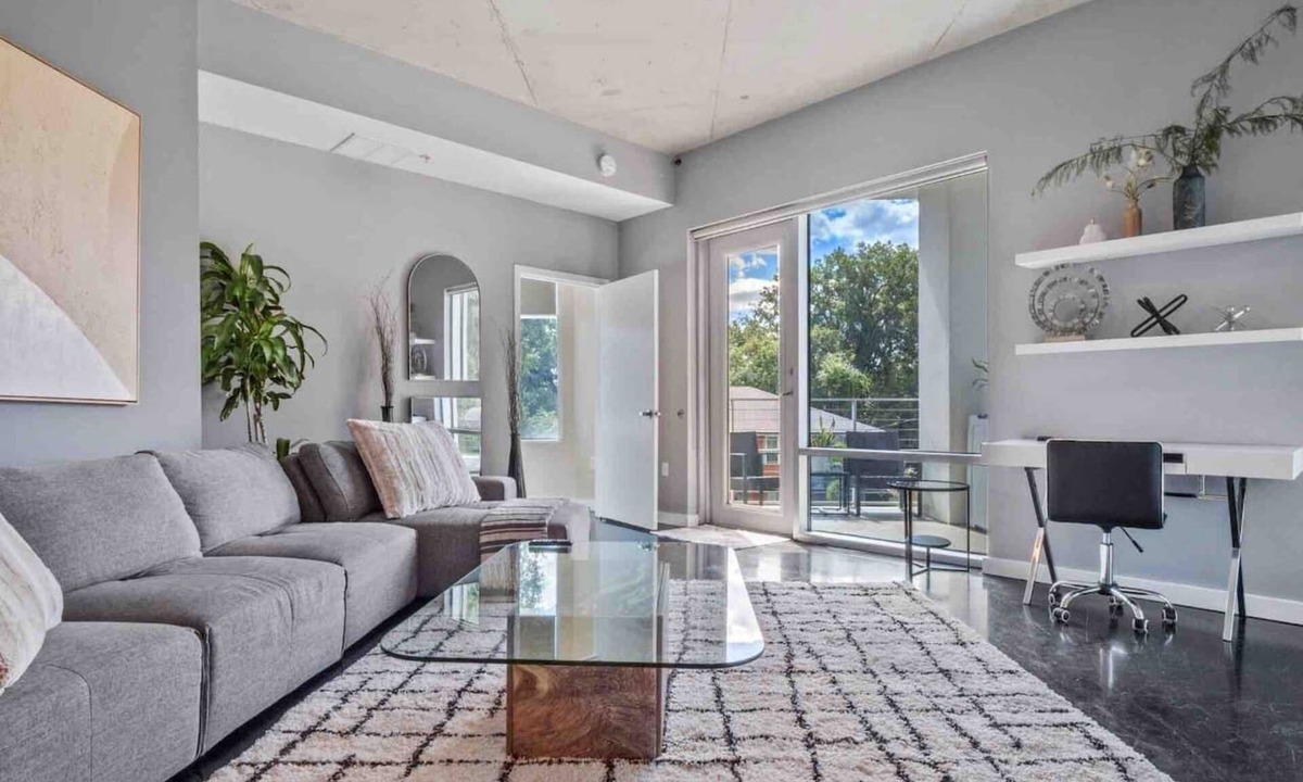 South Eola Condo | Lovely 2BD 2BTH Thorton Park Condo w/secure parking