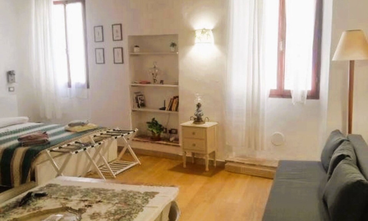 Buonconvento Apartment | "Lovely Home" Cozy vacation home with Wi Fi and space in the house for bikes.