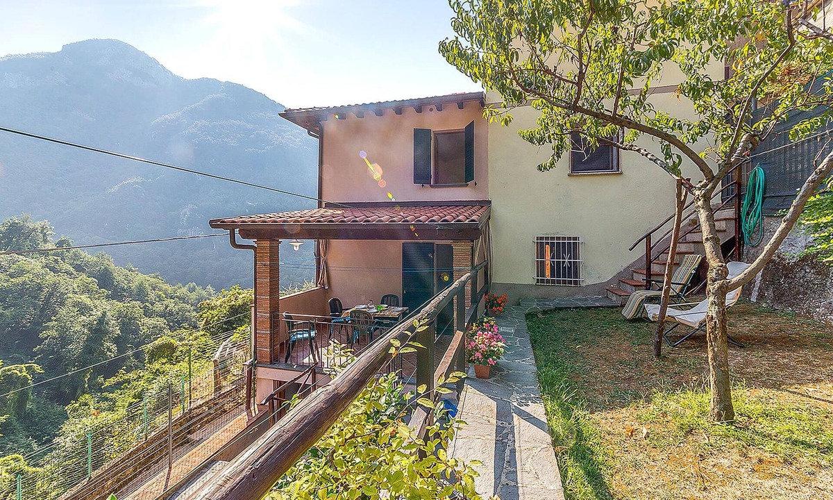 Camaiore House | Lovely home in Camaiore LU with ethernet internet