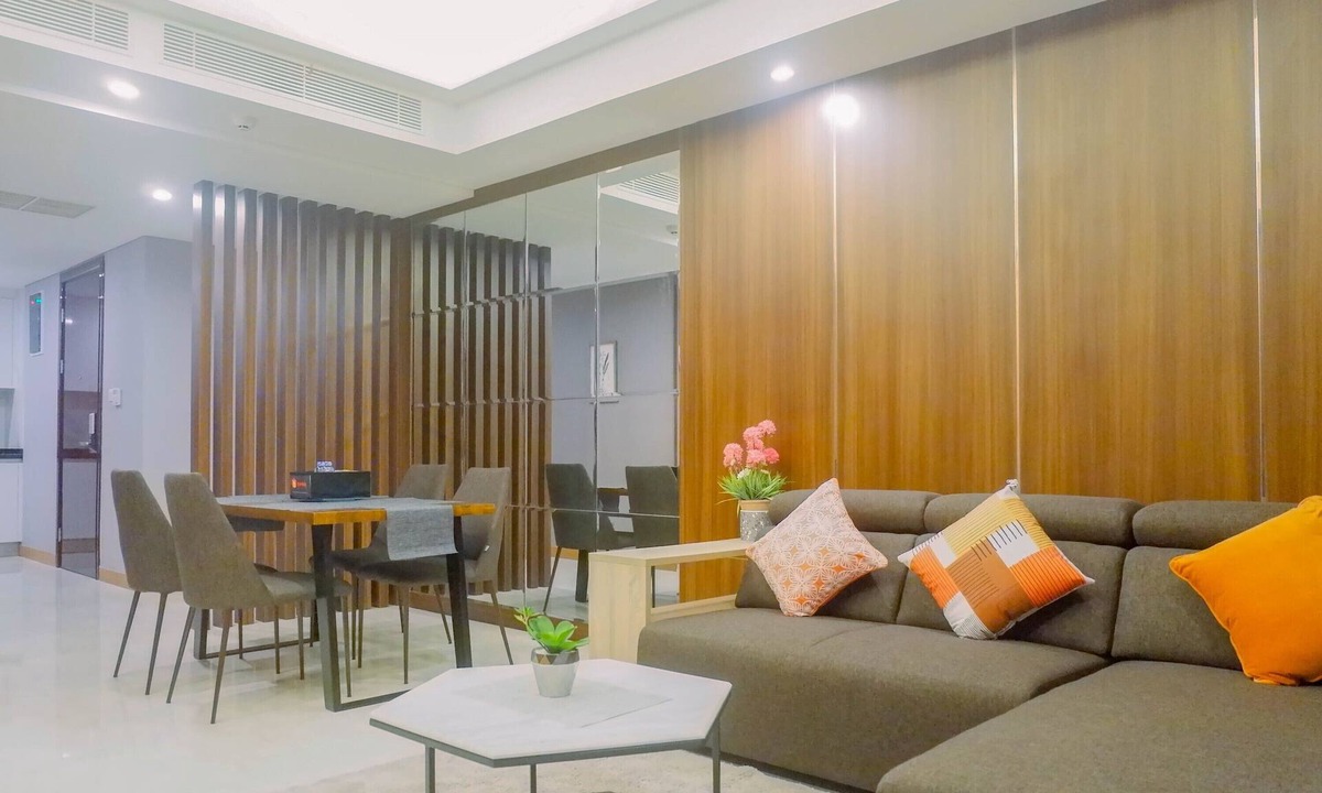 Surabaya Apartment | Luxurious & Spacious 2BR Apartment at One East Residences