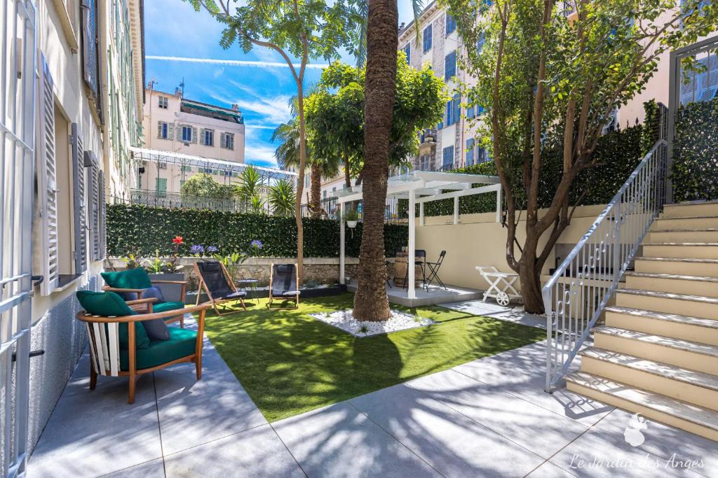Carabacel Apartment | Luxury 3 Bdr Garden & Parking - Angels' Garden