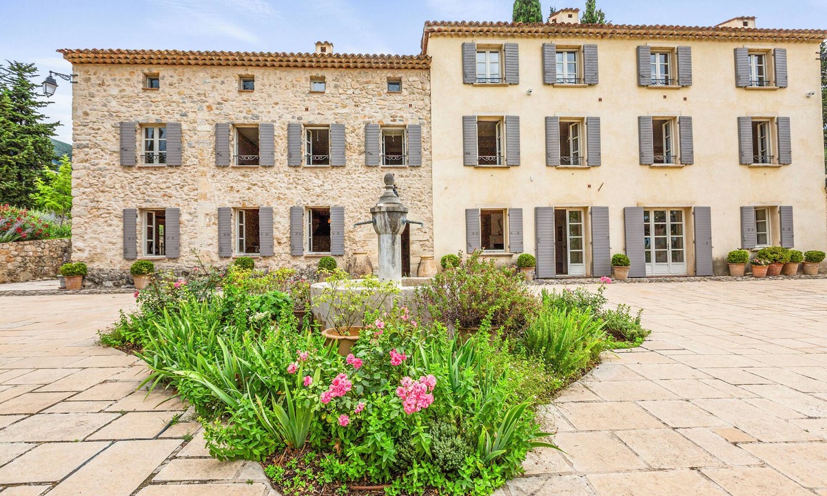Grasse House | Luxury 7BR Stone Villa | Private Spa, Pool, Wellness Retreat in Provence