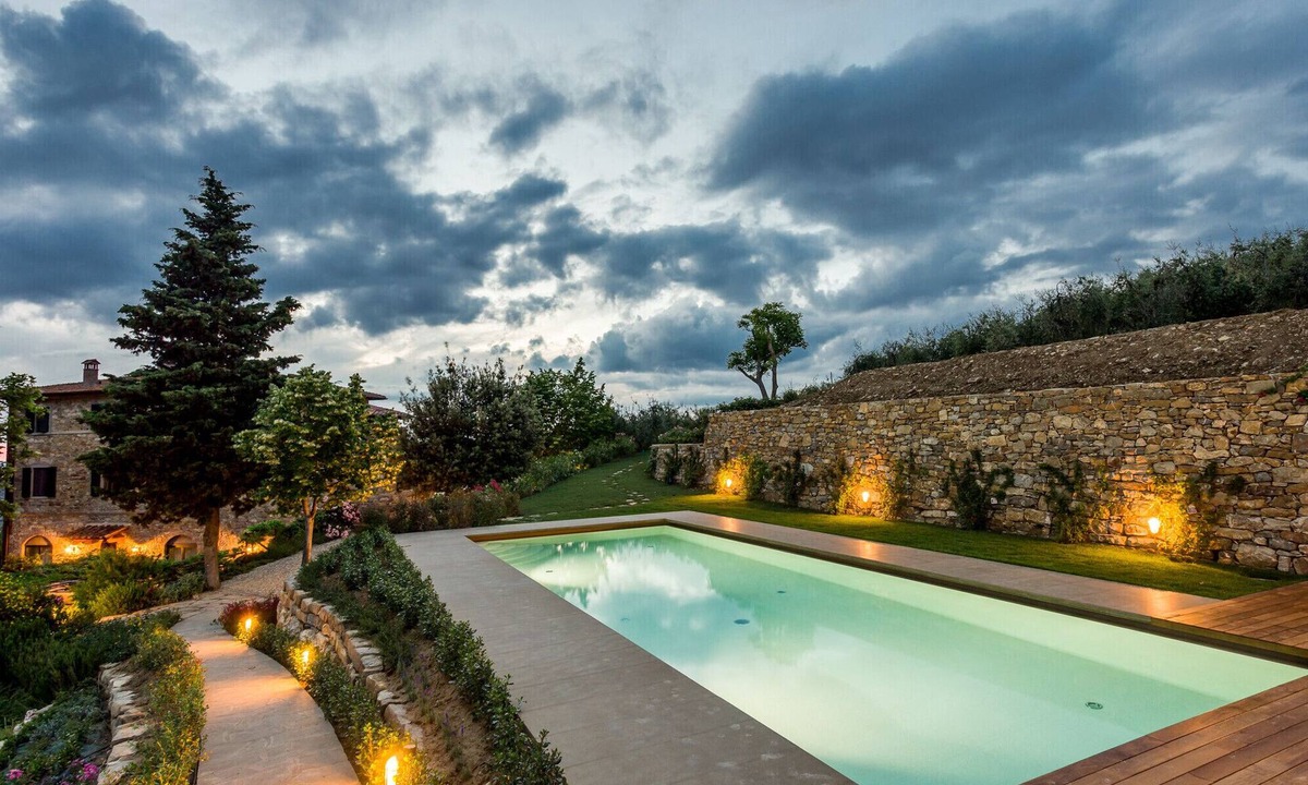 Panzano in Chianti Apartment | Luxury Chianti For Four in Panzano Chianti