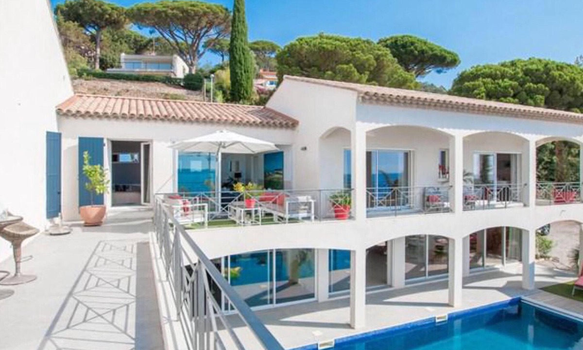 Sainte-Maxime Villa | Luxury villa with private pool, A/C and sea view