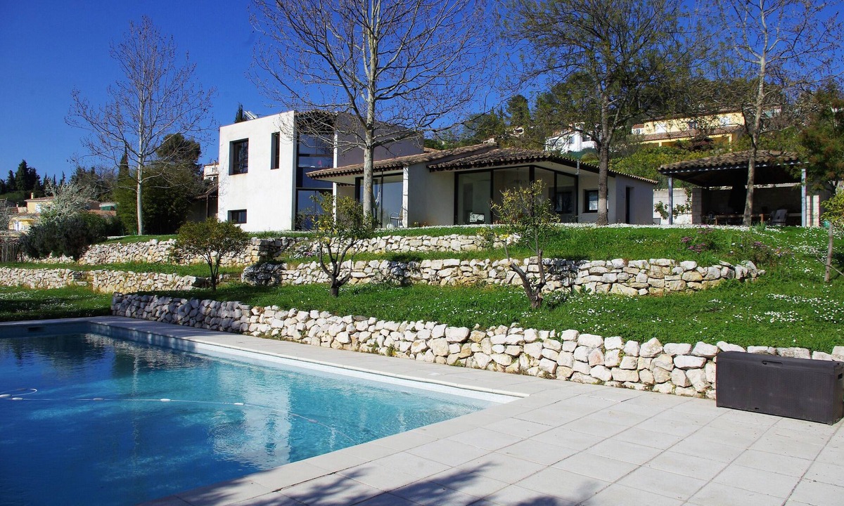 Saint-Paul-de-Vence Villa | Maison Blanche, Villa au Calme Avec Grande Piscine