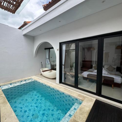 Kartika Plaza Hotel | Maithala Villa & Living