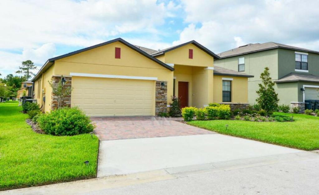 Cypress Pointe House | Make memories with your family and friends in this beautiful home 1014