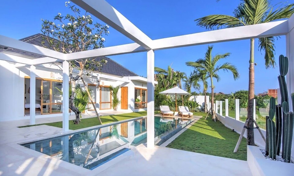 Pererenan Villa | Maluka22, unwind 3BR villa Canggu & Pererenan -pool & walking to the beach