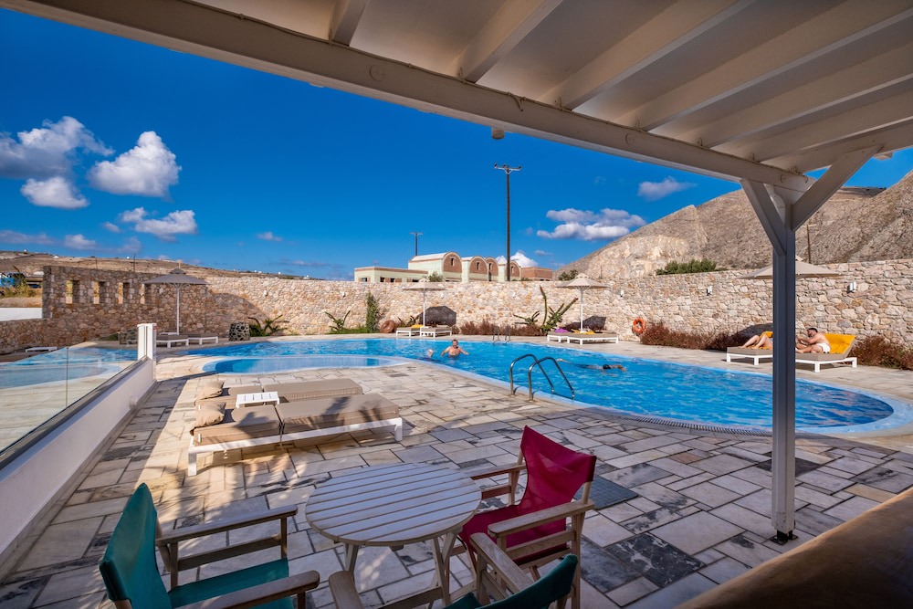 Perivolos Apartment | Margarenia