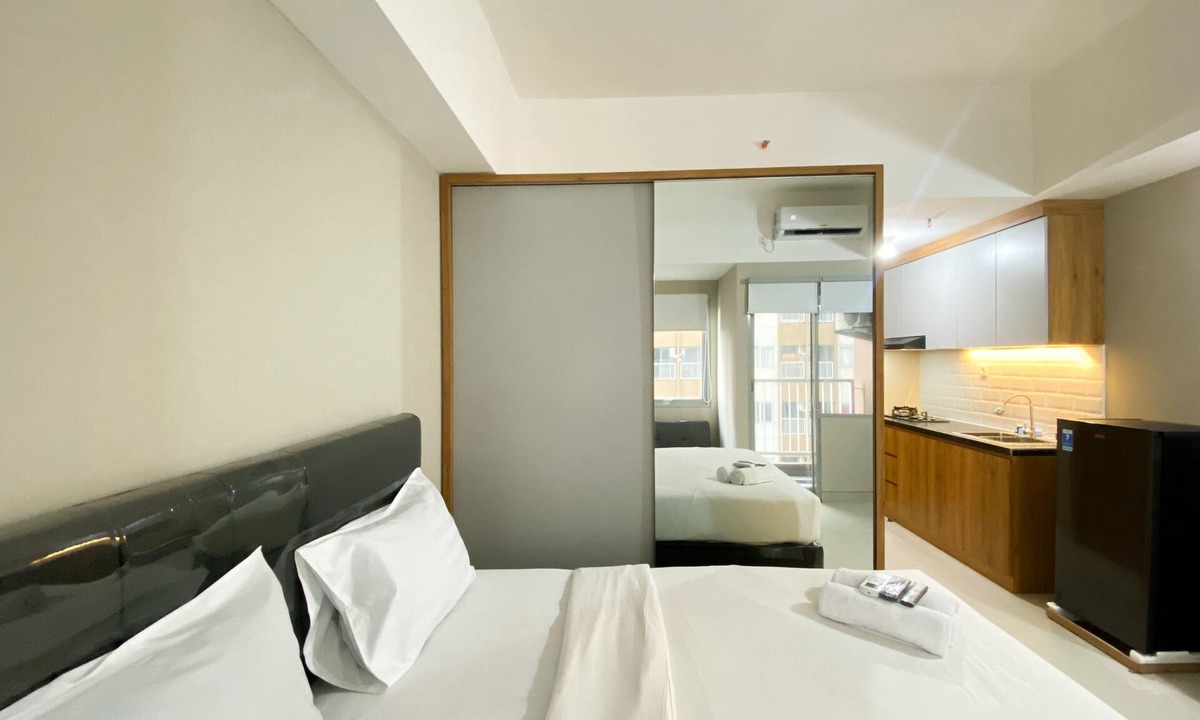 Duren Sawit Apartment | Minimalist Studio Room LRT City Jatibening Apartment