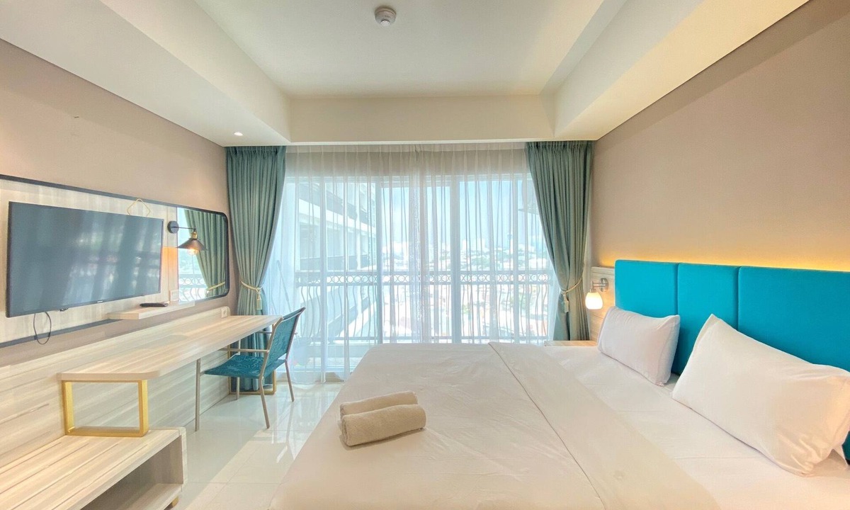 Malabar Apartment | Modern and Spacious Studio Room at Green Kosambi Apartment