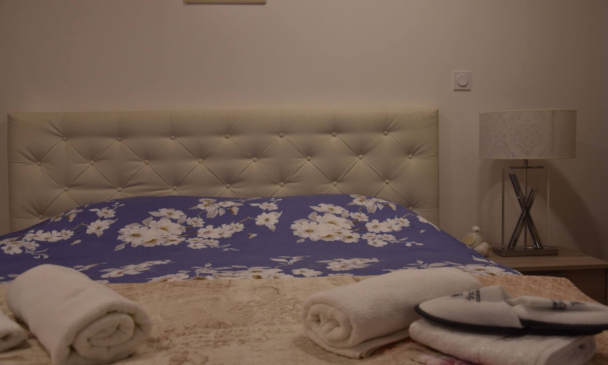 Cannes City Centre Apartment | Modern Apartment few meters up from Café Roma