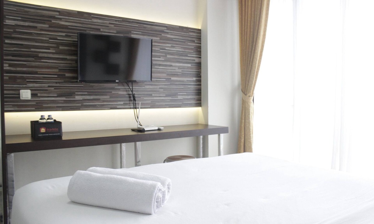 Hegarmanah Apartment | Modern & Contemporary Studio At Beverly Dago Apartment Near Itb