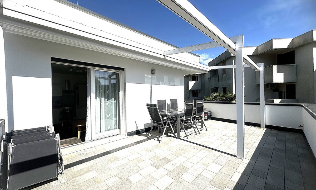 Bibione Pineda Villa | Modern family flat with a terrace