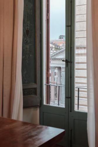 Rione VIII Sant'Eustachio Apartment | My Pantheon