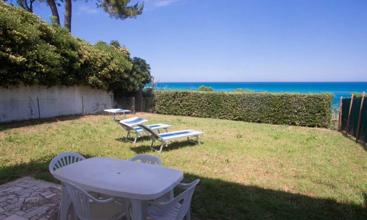 Numana Apartment | N129 - Numana, three-room apartment with sea view 200mt from the beach