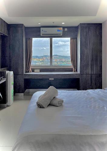 Lubuk Baja Apartment | Nagoya Mansion Residence with City View