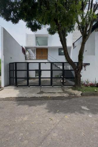 Bandung Villa | Namuya Alam Villa Private Pool, Rooftop , BBQ & Karaoke