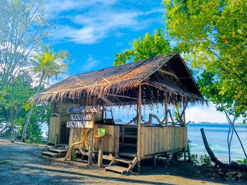 Raja Ampat House | Naviza Homestay