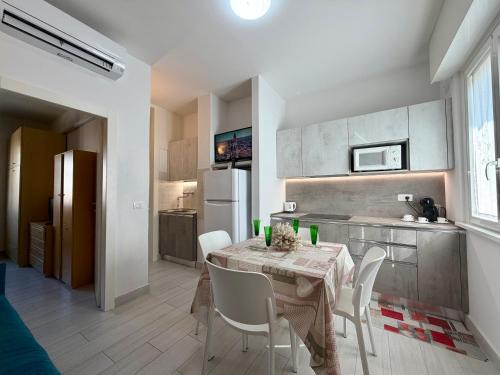 Lignano Sabbiadoro Apartment | NEW Apartment LIGNANO SABBIADORO Private Parking and AC